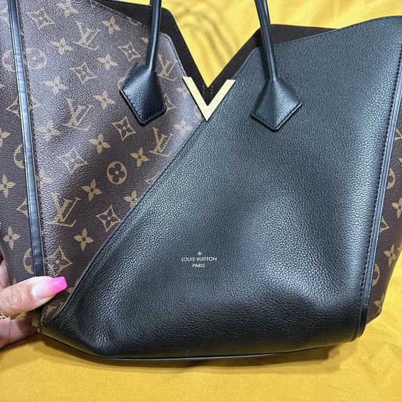 Louis Vuitton calfskin tote bag - Picture 2 of 14
